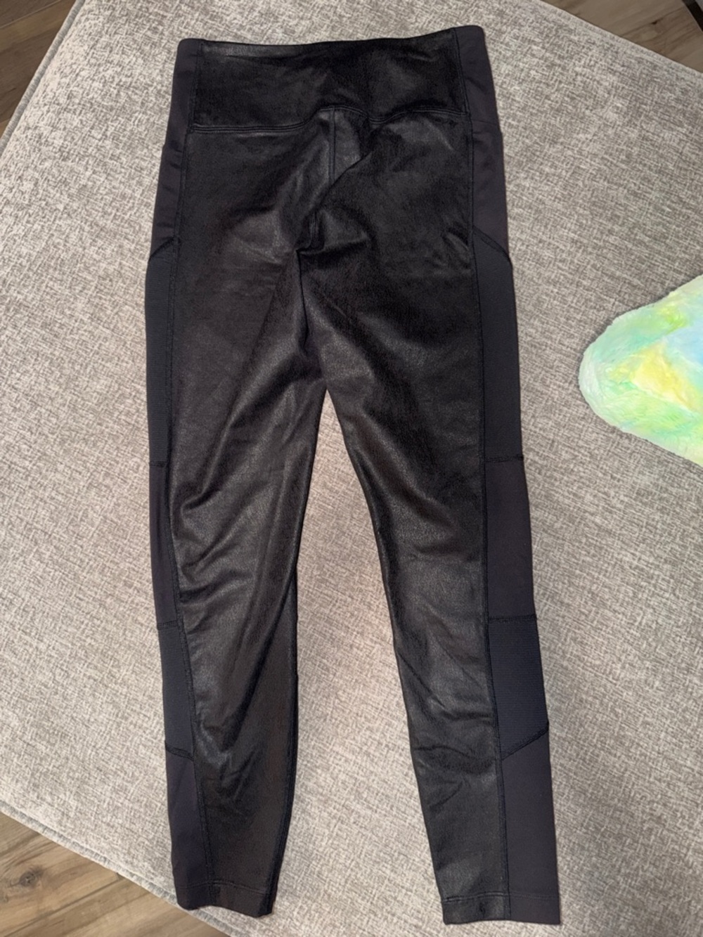 New Balance Leggings - Picture 6 of 7